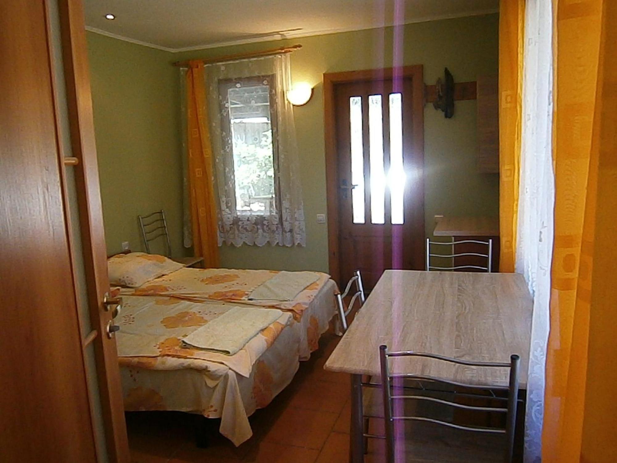 Hotel Atmatas Bernāti Pokoj fotografie